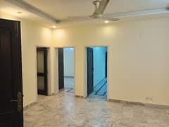 open basement for rent to bedroom demand 65000 neut and clean back size open