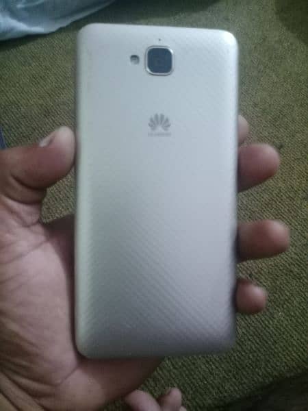 Mobile phone huawei y6 1