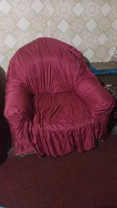 Large 5 Seater Sofa Set (Used, with Covers)