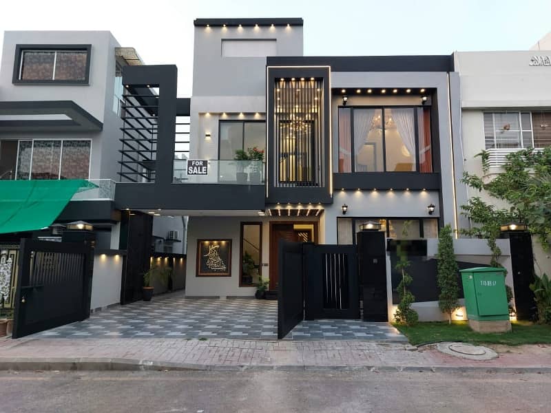 10 Marla brand new luxury house for sale 1