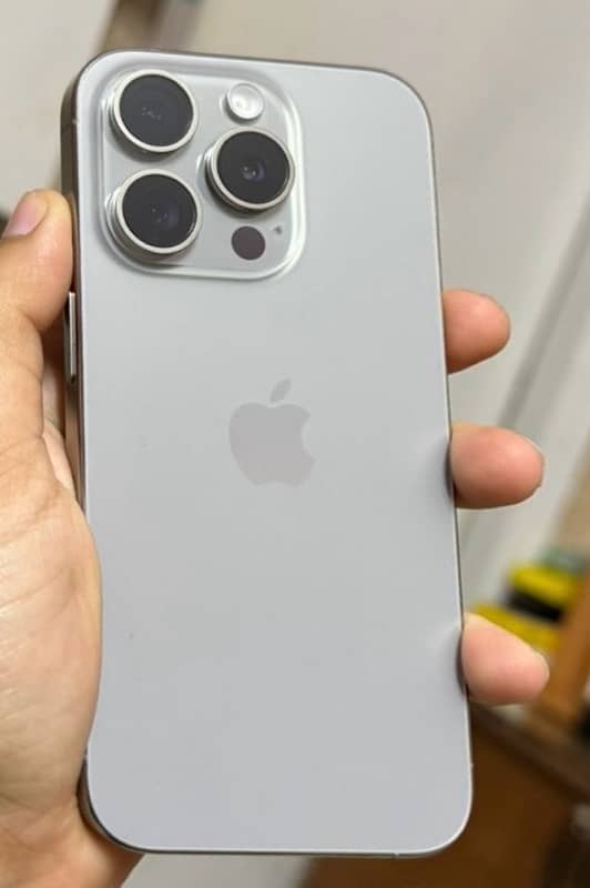 Iphone 15 pro FU 1