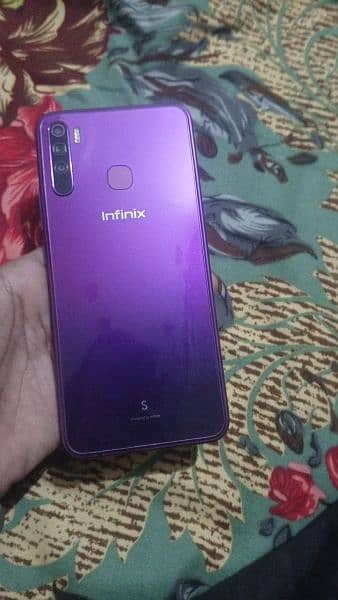 Infinx S5 laite. mint candishan one Hend use may waife 1