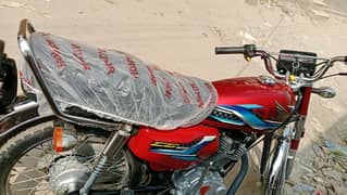 2024 model 125 red colour number lga hwa ha condition 10by 10