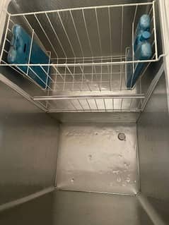 Dawlance Deep Freezer