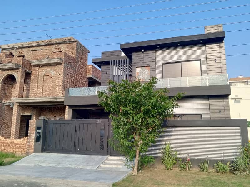 10 Marla 1.5 Storey House Brand New 0