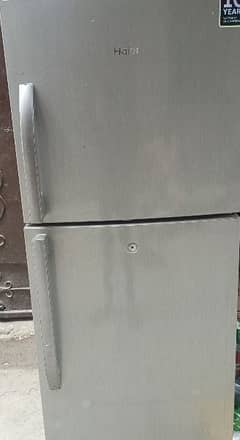 haier medium size fridge for sale chill cooling not any ishu