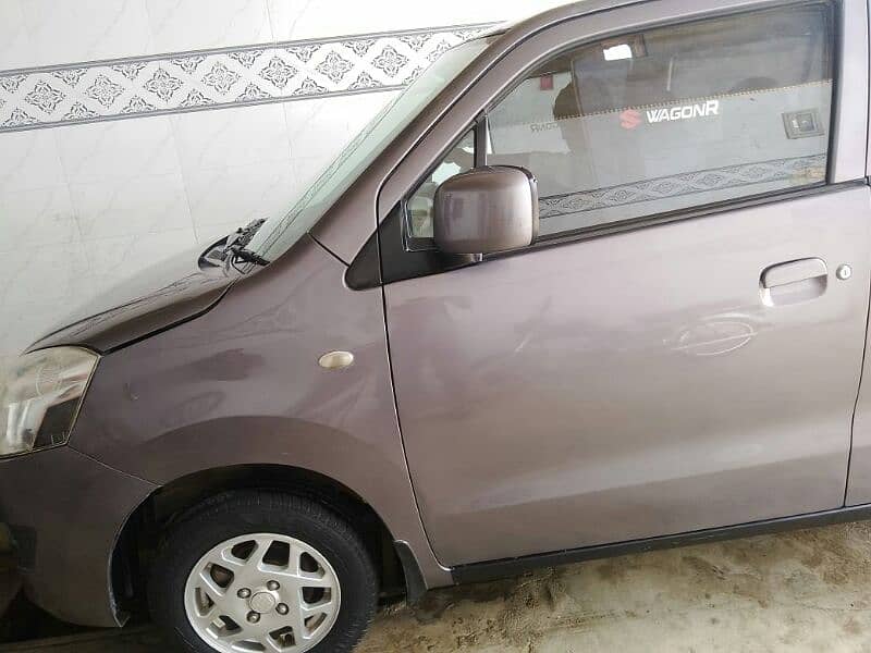 Suzuki Wagon R 2018 5