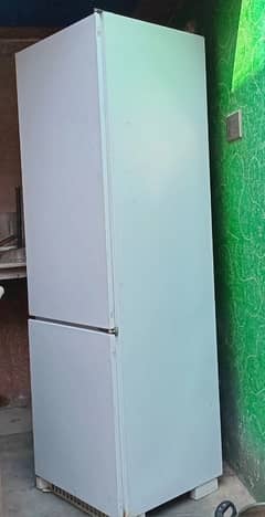 Sinifz Refrigerator.