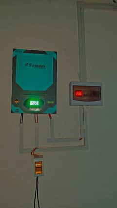 FRONUS 3.2 KW SOLAR INVERTER