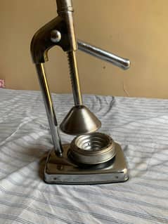 Manual Orange juicer for sale 2800 rupees 0