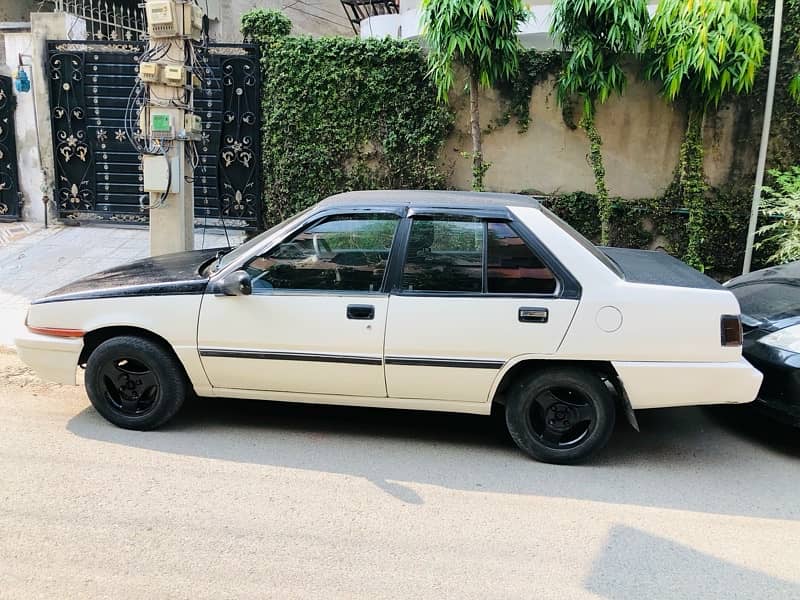 Mitsubishi Lancer 1986 1.3L petrol manual excellent condition 2