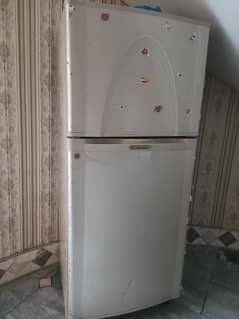 Dawlance Fridge Medium Size Urgent Sale