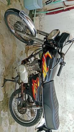 Honda 125 2007 black clour