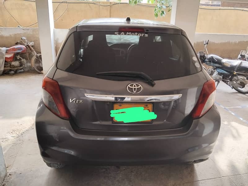 Toyota Vitz 2011 Automatic 1