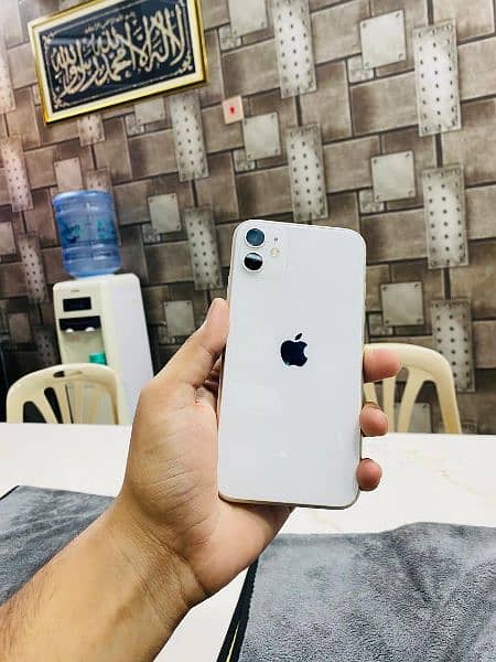 iphone 11 64gb factory unlock 0