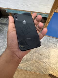 iphone XR  64 gb black clr