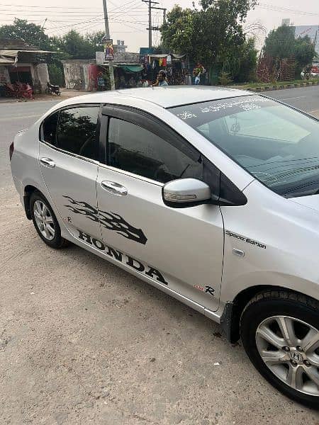 Honda City Vario 2011---03166100641 4