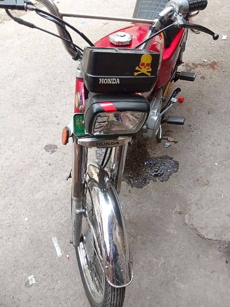 Honda 125 good coundation no falt full ok 1