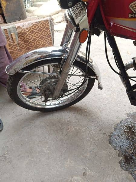 Honda 125 good coundation no falt full ok 2