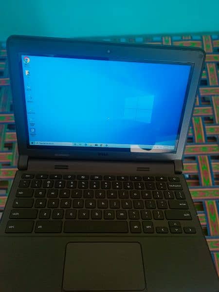 dell touch screen laptop or Chromebook 1