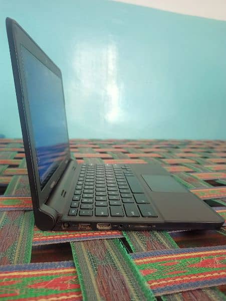 dell touch screen laptop or Chromebook 4