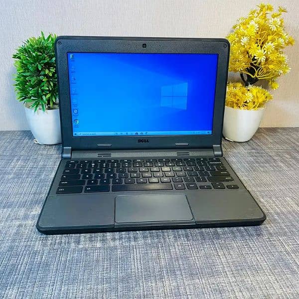 dell touch screen laptop or Chromebook 8