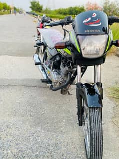 Honda deluxe 18 model 109 serial Mardan number 10bya10 condition