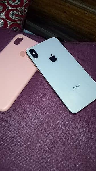 iphone xs max 1