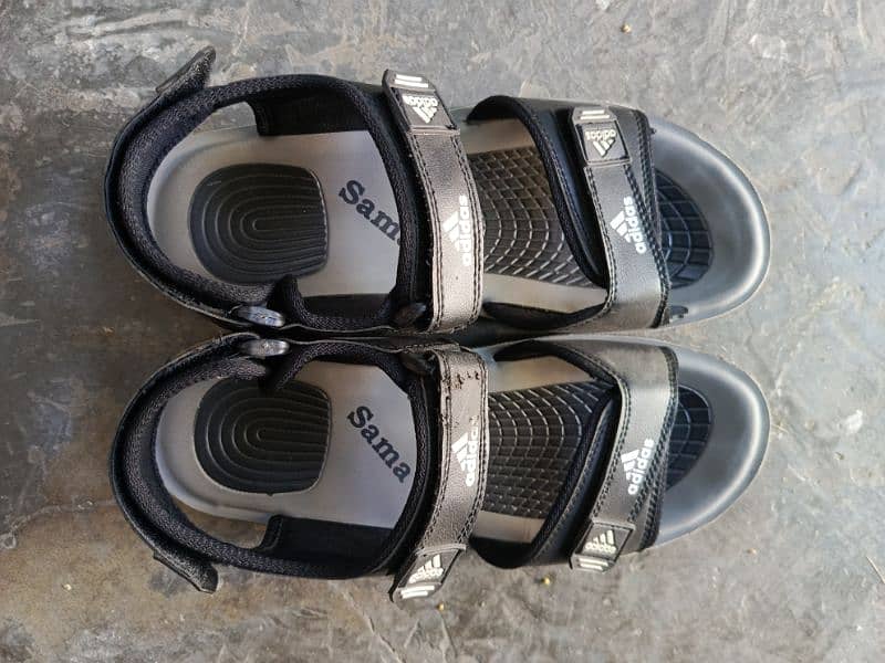 Adjustable stuff sandal foot wear boys 3