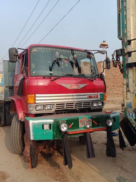 Hino 12 wheeler flat bed 3