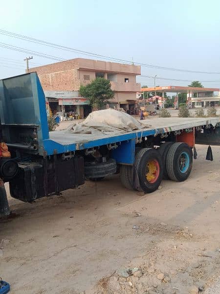 Hino 12 wheeler flat bed 7