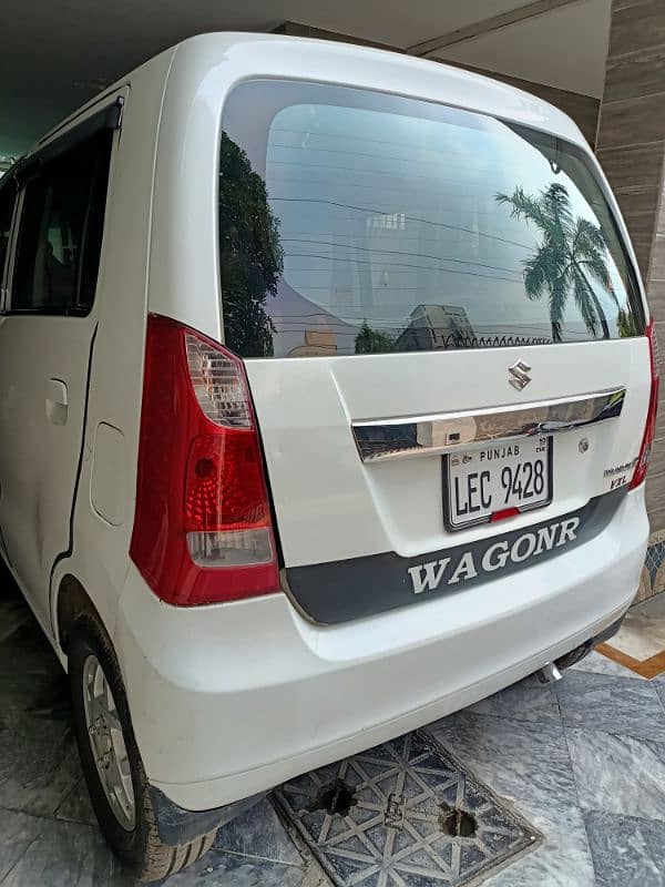 Suzuki Wagon R 2019 13