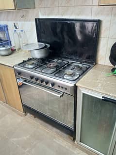 5-Burner Cooking Range – Stone Gas – Great Condition