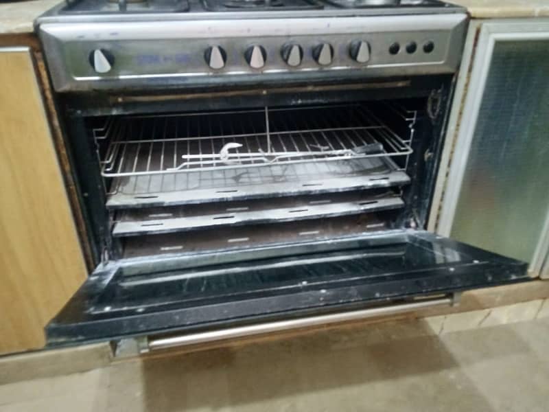 5-Burner Cooking Range – Stone Gas – Great Condition 2