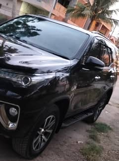 Toyota Fortuner V 4/4 Option