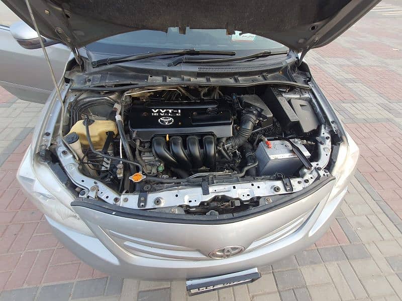 Toyota Corolla Altis Sr 1.8 crustonic 2008 9