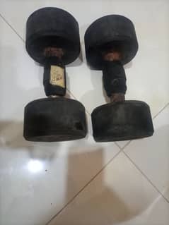 5 kg dumbells available for sale