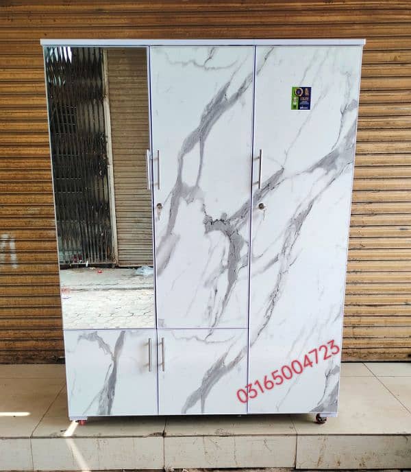 cupboard / wardrobe / Almari / 3 door / 0316,5004723 0