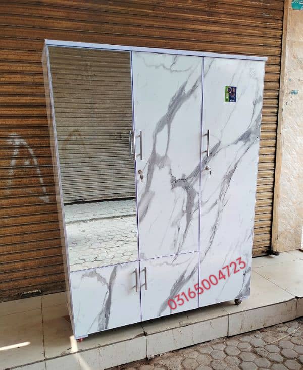 cupboard / wardrobe / Almari / 3 door / 0316,5004723 1