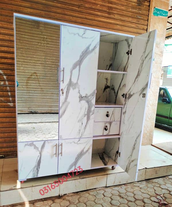 cupboard / wardrobe / Almari / 3 door / 0316,5004723 2