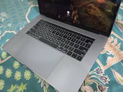 Macbook pro 16/256gb for sale