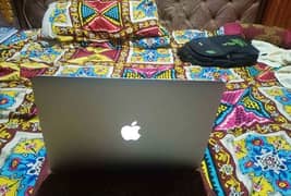 MacBook