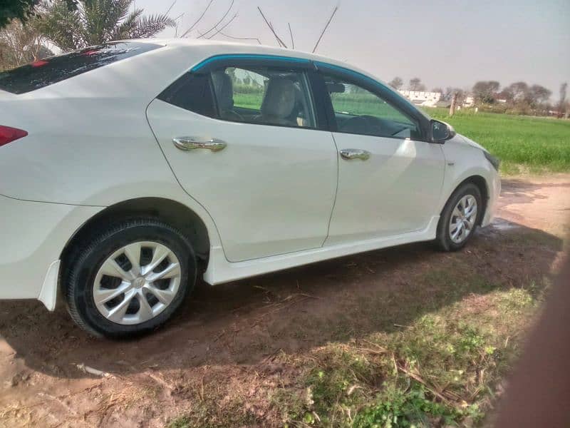 Toyota Corolla XLI 2015 4