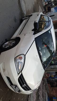 Suzuki Liana 2007 Lahore Registered Olympic White Chilled AC