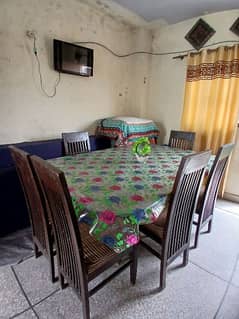 Dining Table with 6 chairs