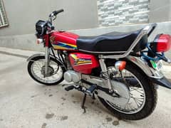 Honda 125 total original