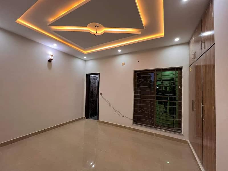 5 Marla Brand New House In Bahria Nasheman 6