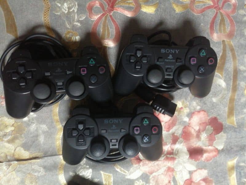 Ps2 Jailbreak with 3 controller 2