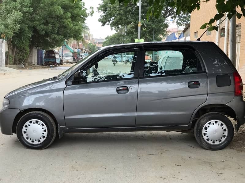 Suzuki Alto 2011 3