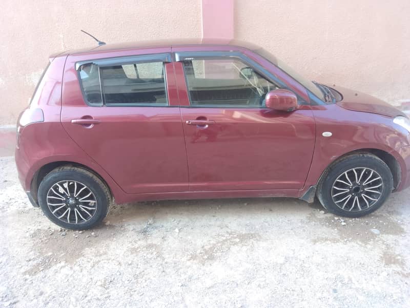 Suzuki Swift 2012 6